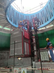 施工电梯助力江苏电厂施工